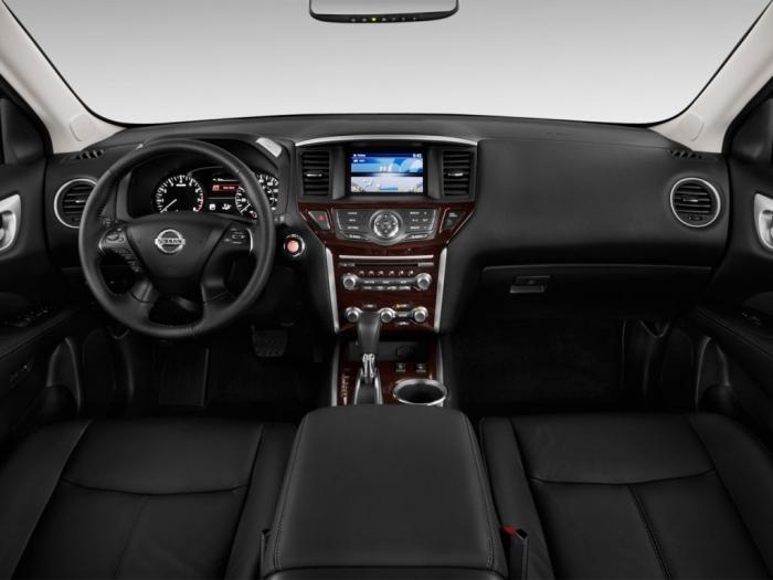 Nissan Pathfinder: feedback van eigenaars over het nieuwe modellenaanbod van auto's